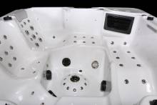 Notre zone d'activité pour ce service Sélection de spa LED 4 places avec enceintes bluetooth intégrées